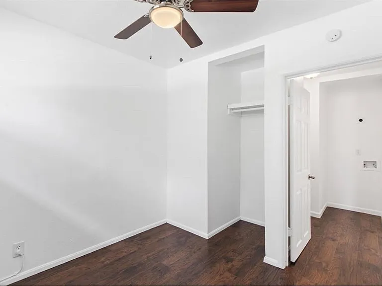 8410 Elrod St — Photo 13