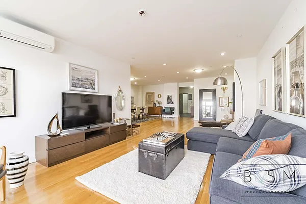 Rented by Mirador Real Estate | media 17