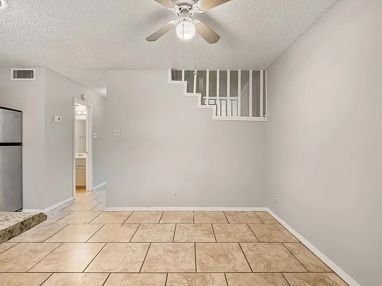 3904 Hudson Bend Rd #A — Photo 5