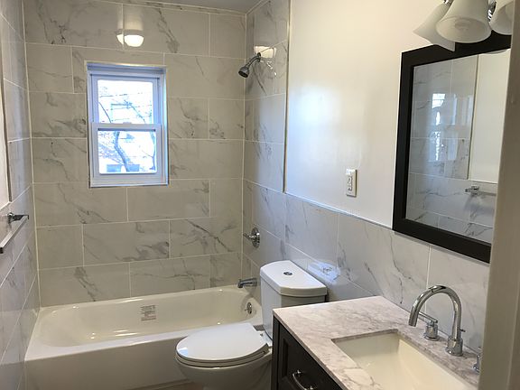 5th image of 2560 Colden Ave