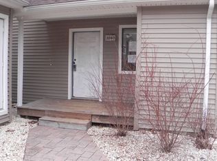 3240 Windemere Dr, Bushkill, PA 18324