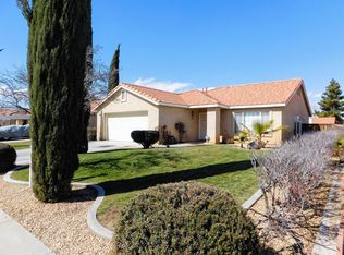 11126 Tamarisk Rd, Adelanto, CA 92301