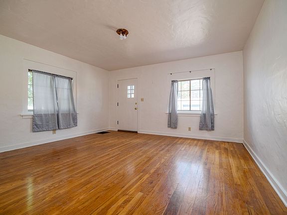 4th image of 1402 Paseo De Peralta Unit 2
