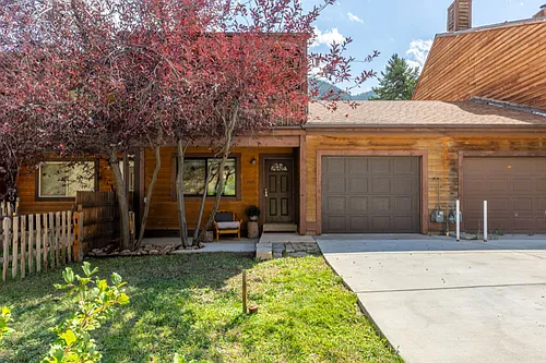 3109 Riverside Dr Photo 1