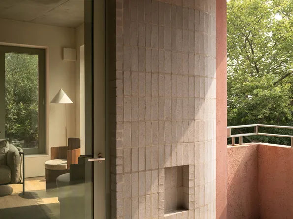 144 Vanderbilt Avenue image 8 of 23