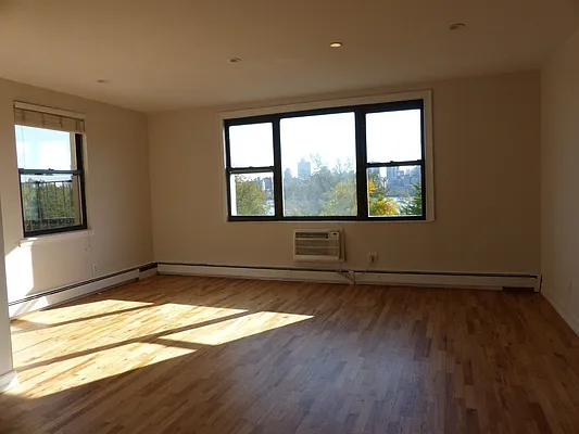 Rented by Immac Realty | media 20