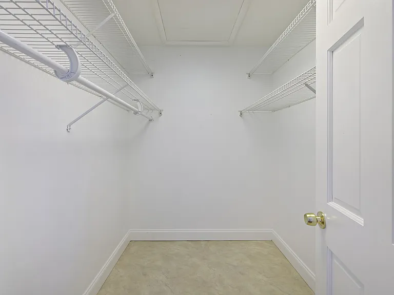 3210 Orleans Dr #8 — Photo 15