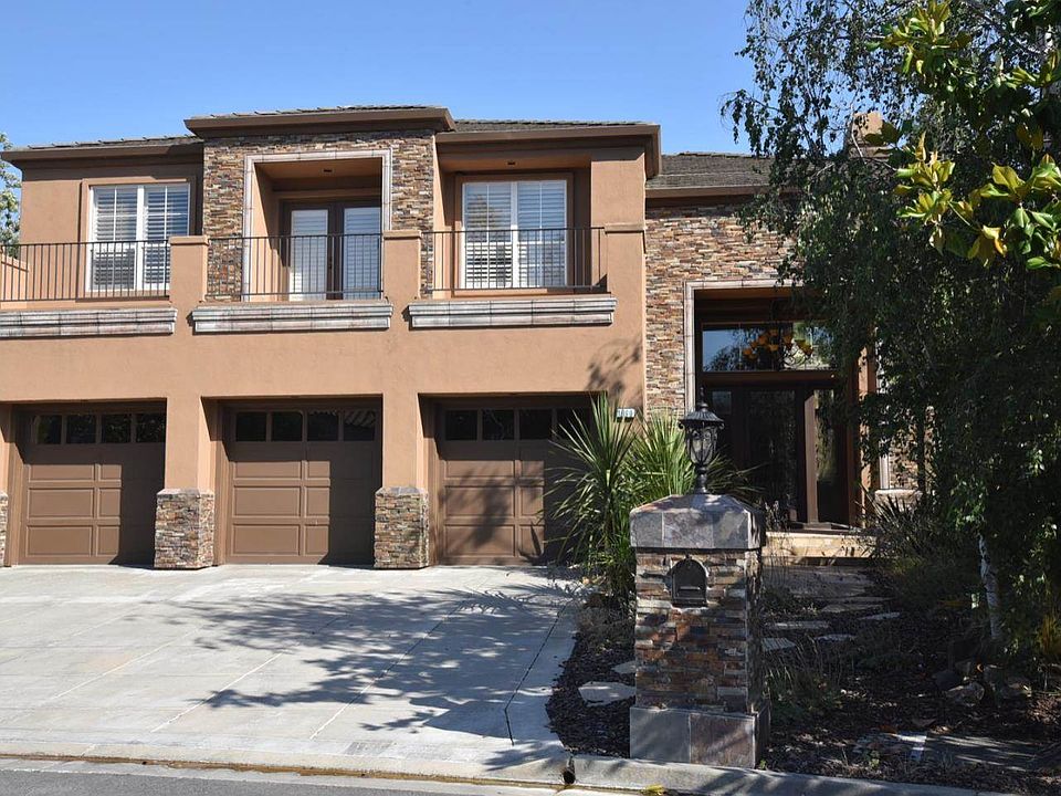 2nd image of 1990 Spanish Bay Ct