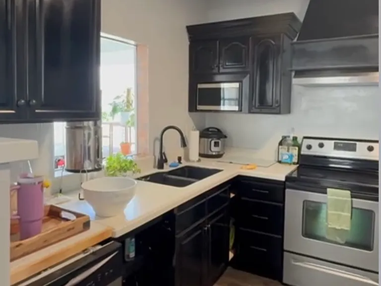 1884 Lakeview Dr #1 — Photo 7