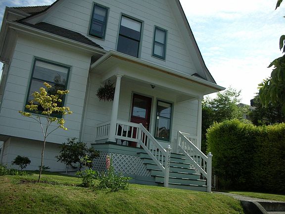 1609 East Harrison Street