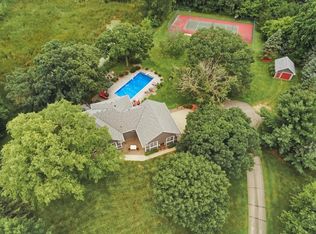 11151 Akron Ave, Inver Grove Heights, MN 55077