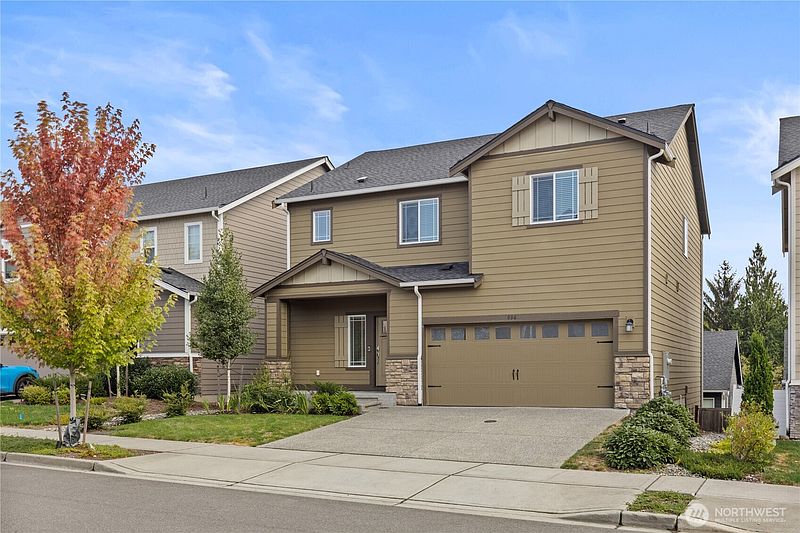 2nd image of 934 122nd Avenue SE #79