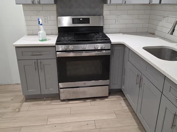 786 Stuyvesant Ave, Trenton, NJ 08618