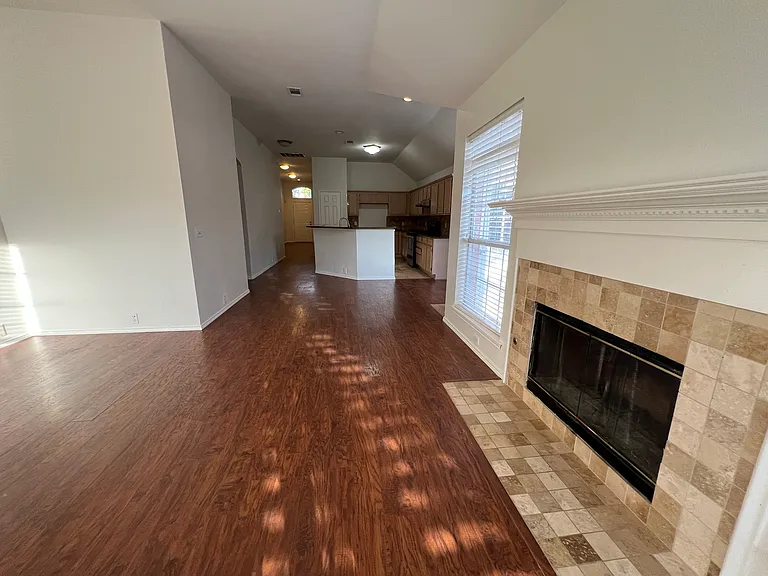 334 Touchdown Dr — Photo 16