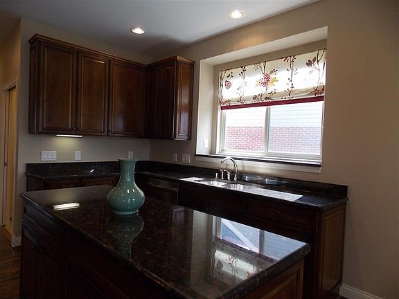 4th image of 2662 Alyssum Dr