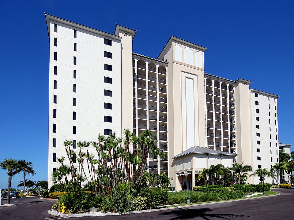 Sanibel Harbour Towers
