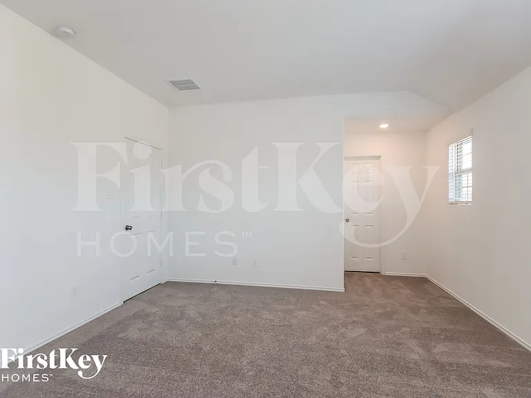 3731 Solanum Dr — Photo 7