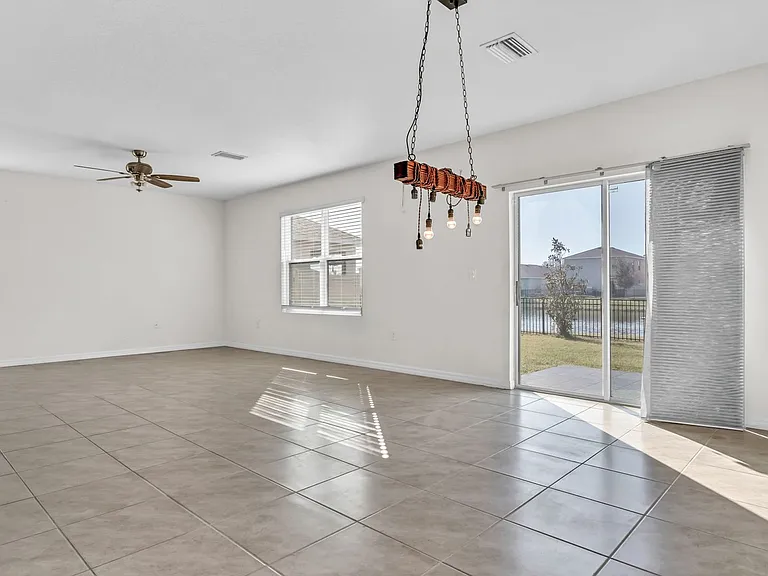 3097 Suncoast Plains Dr — Photo 12