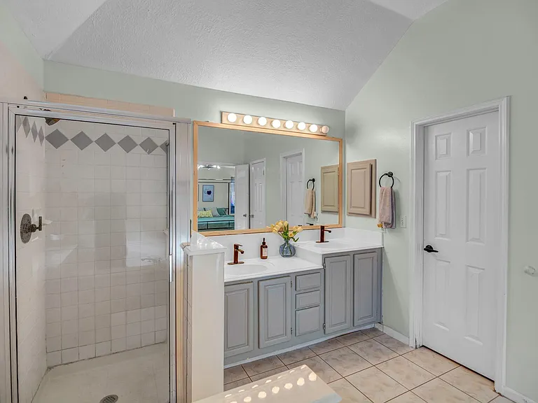 8222 Viny Ridge Dr — Photo 23