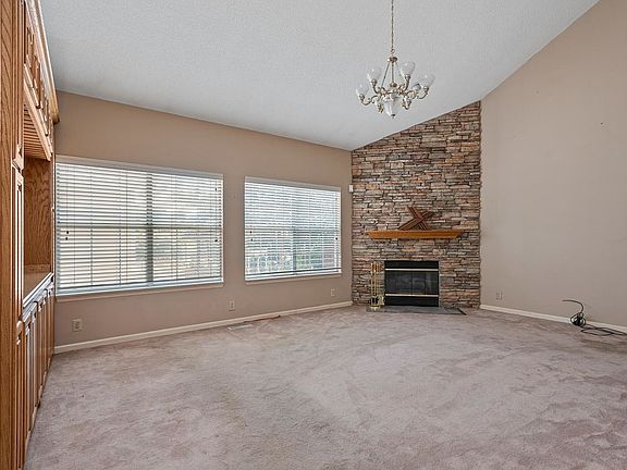 5th image of 2957 Nautilus Dr