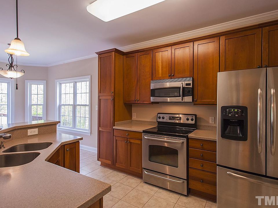 2nd image of 4499 Flower Blossom Cir