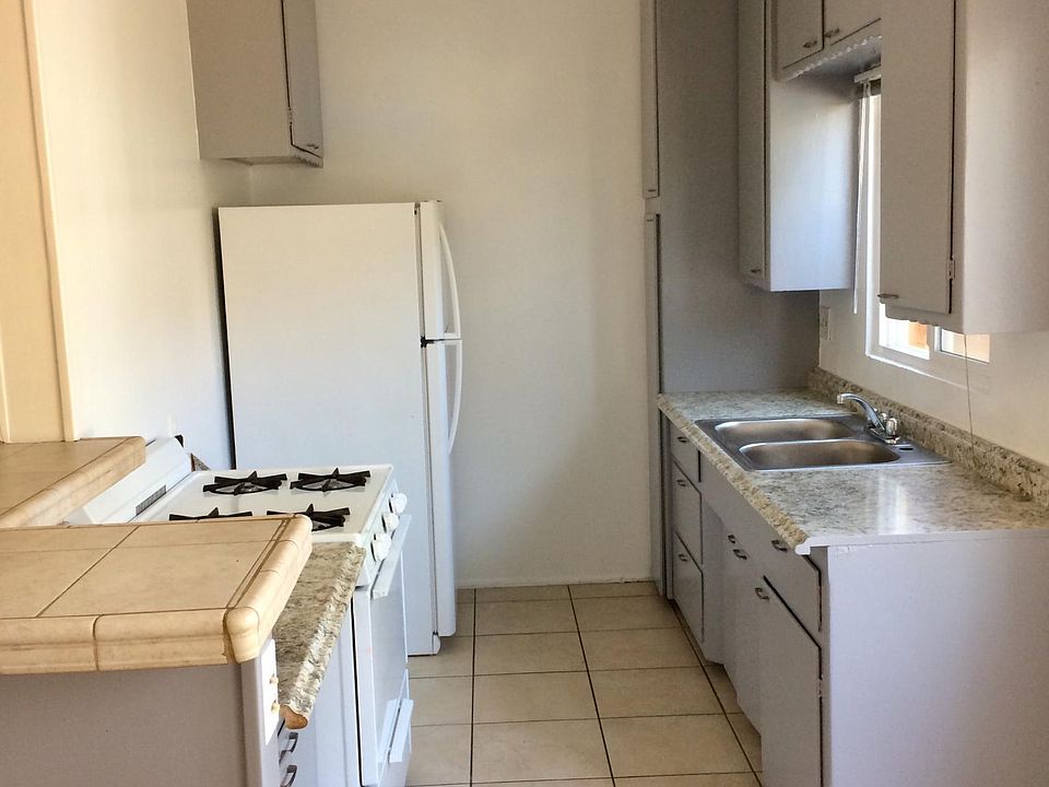 2nd image of 1650 Redondo Ave APT 6
