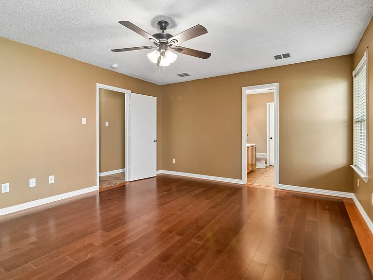 2232 Chestnut Dr — Photo 14