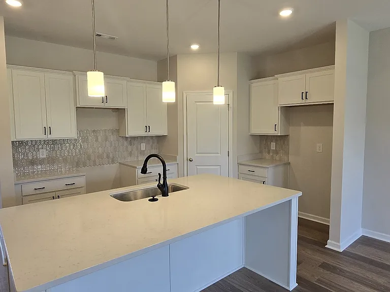 5113 Pace Park Cir #1 — Photo 2