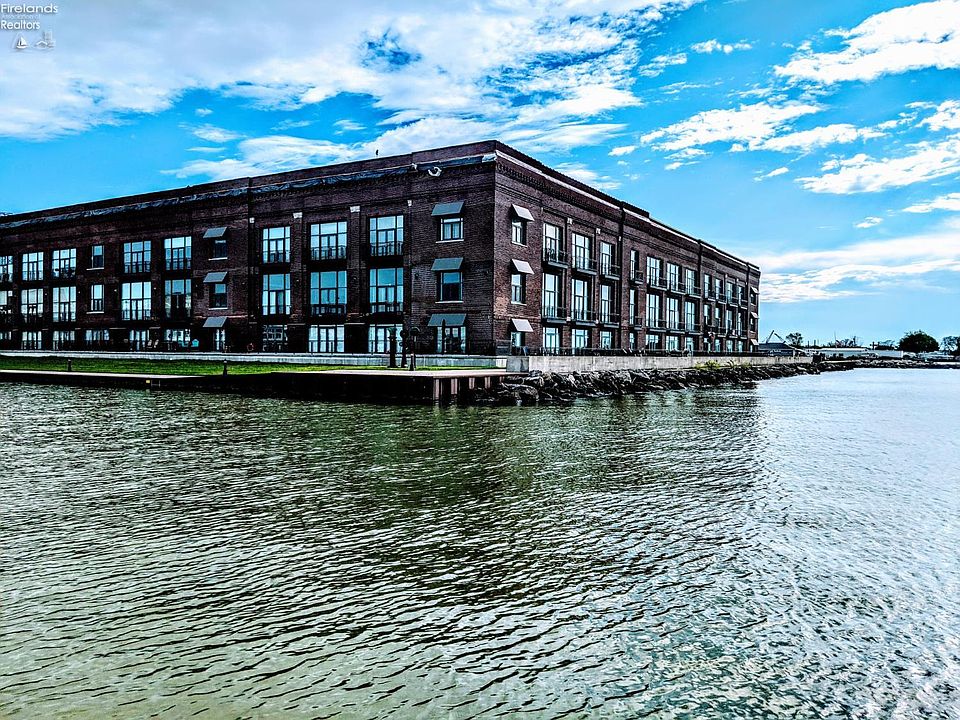 1st image of 401 W Shoreline Dr Unit 206