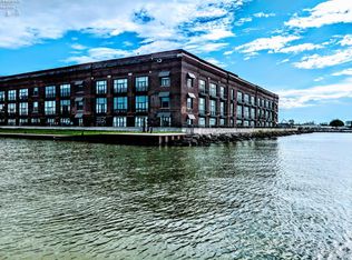 401 W Shoreline Dr UNIT 206, Sandusky, OH 44870