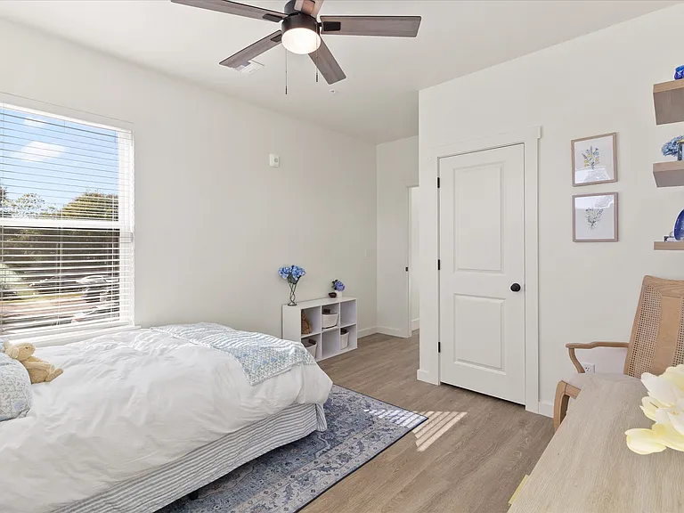 310 S Santa Fe Ave #204 — Photo 16