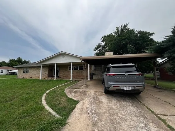 2702 NW Marion Ave, Lawton, OK 73507