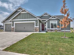 907 N Crews Way, Star, ID 83669