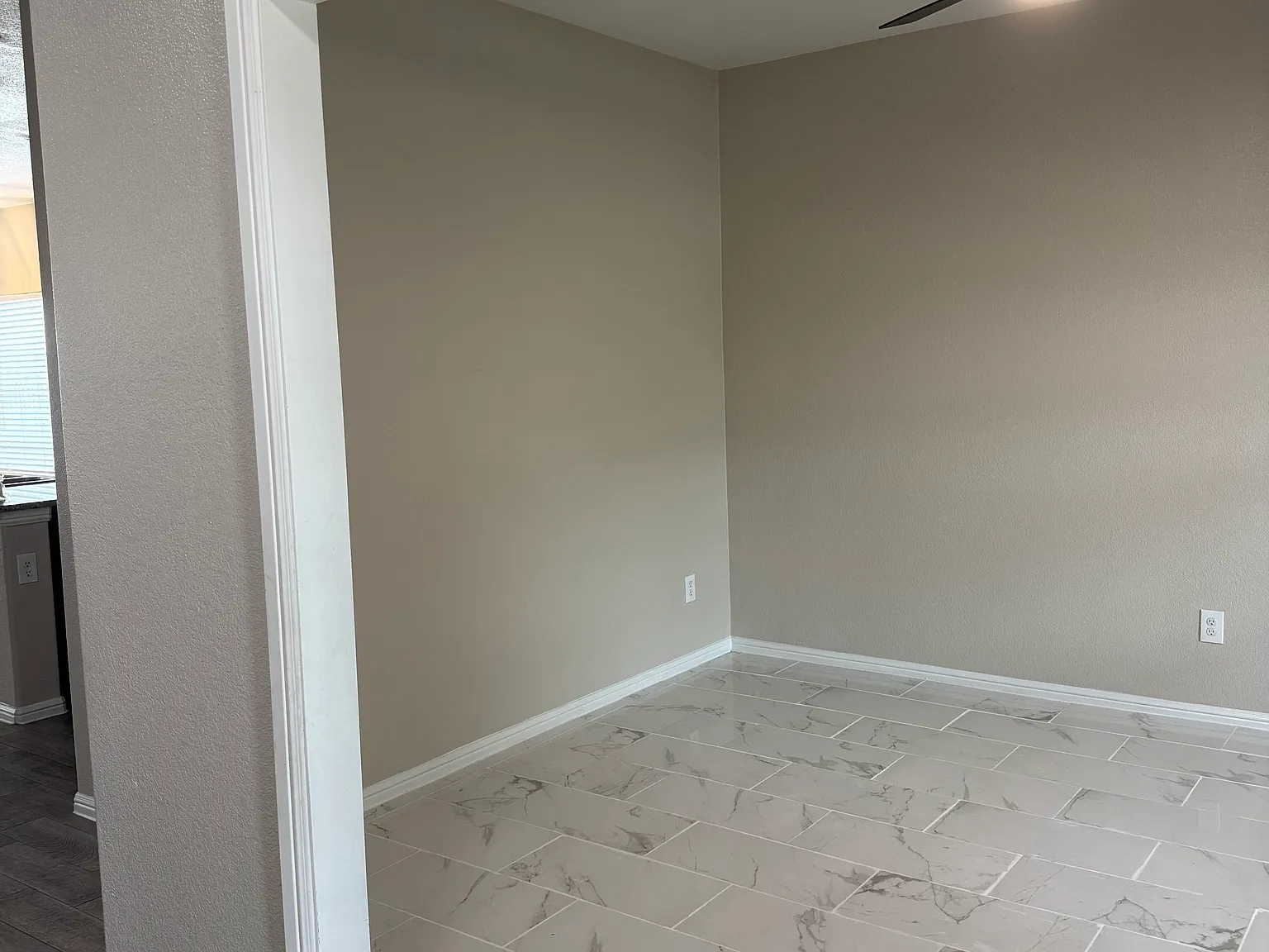 3 bed, 2002 sqft, $2,350 — Photo 3
