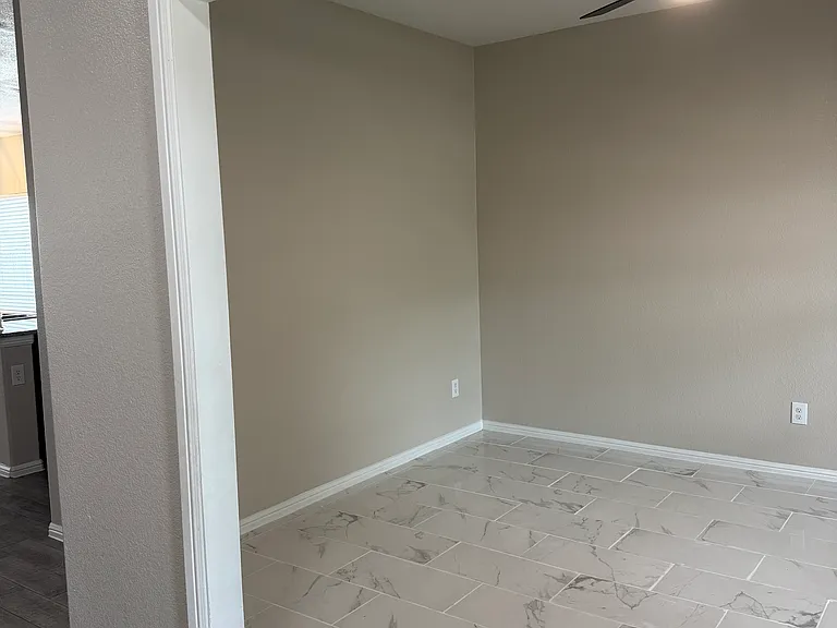 9236 Castorian Dr — Photo 3
