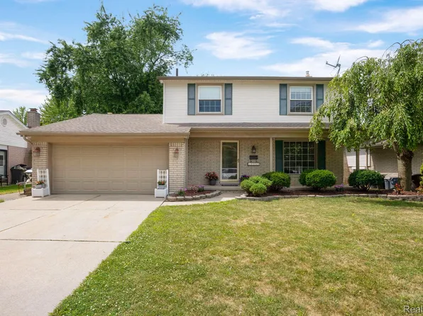 19354 Coachwood Rd, Riverview, MI 48193