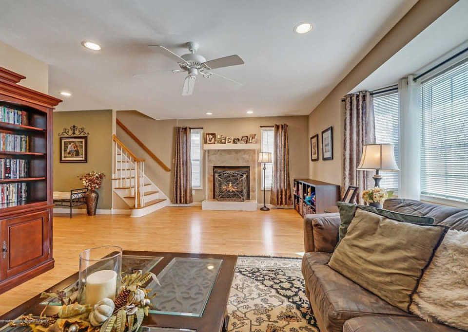 1st image of 115 Buermann Ave