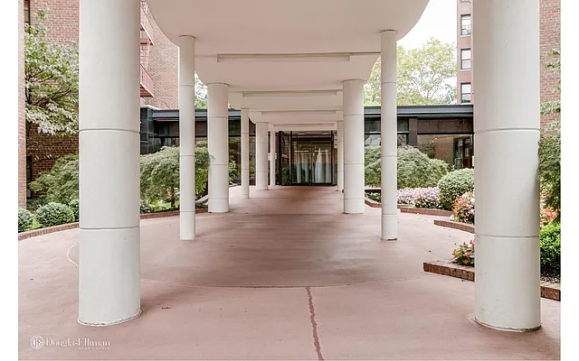 Sold by Douglas Elliman | media 22