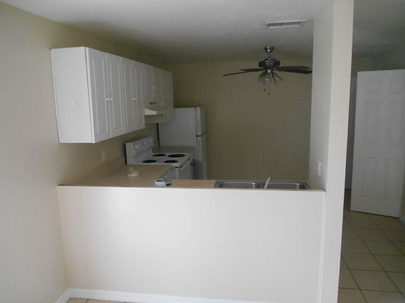 3rd image of 203 Charlotte Ave