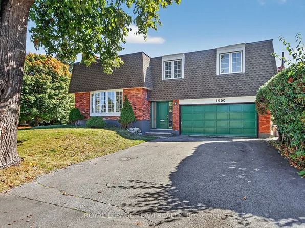 1900 Southampton Ct, Ottawa, ON K2C 0W3