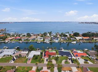 4424 45th St S, Saint Petersburg, FL 33711