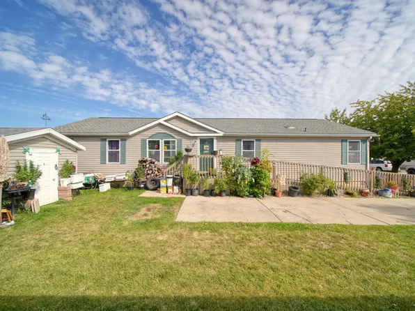 8098 N Brookston Dr, Willis, MI 48191