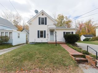 22 S Main St, Ashburnham, MA 01430