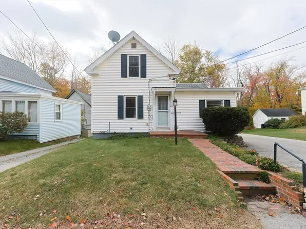 22 S Main St, Ashburnham, MA 01430