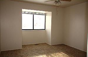4th image of 5468 W Lilac Ave