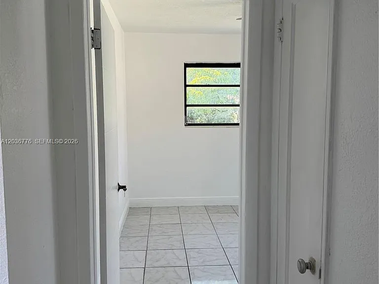 1461 NE 118th St — Photo 14