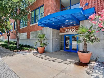 2502 Live Oak St APT 330, Dallas, TX, 75204
