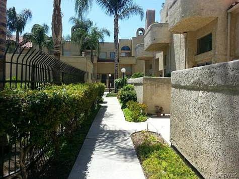4th image of 2024 S Bon View Ave APT A