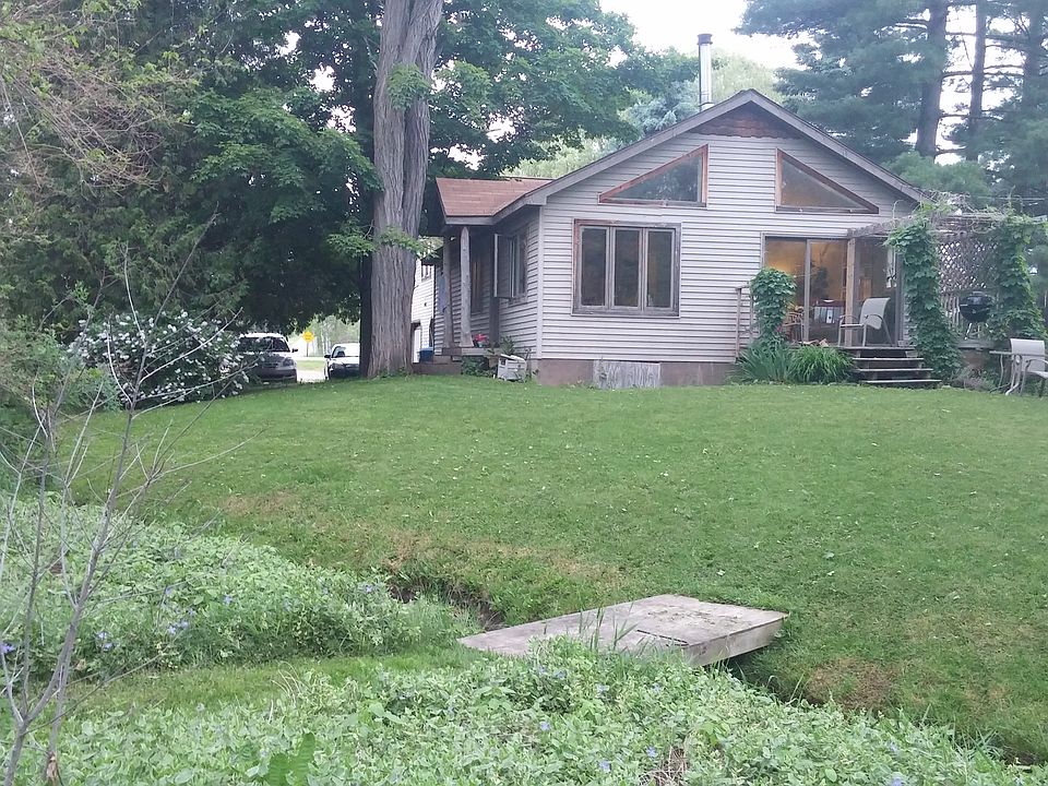 2nd image of 9481 E Cherry Bend Rd