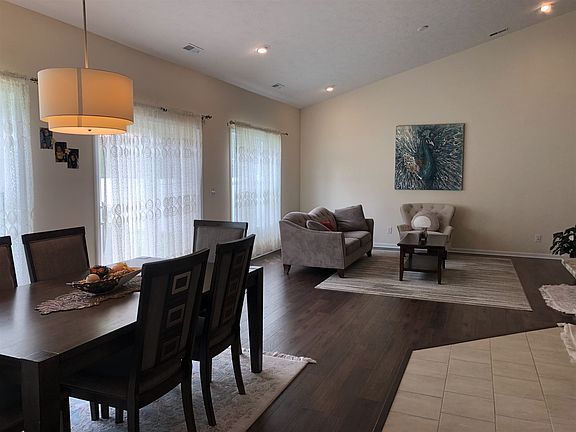 5th image of 3717 W Cheryl Dr